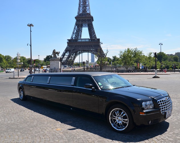 888 Location Limousine Paris, professionnel de la location de limousine mariage à Paris